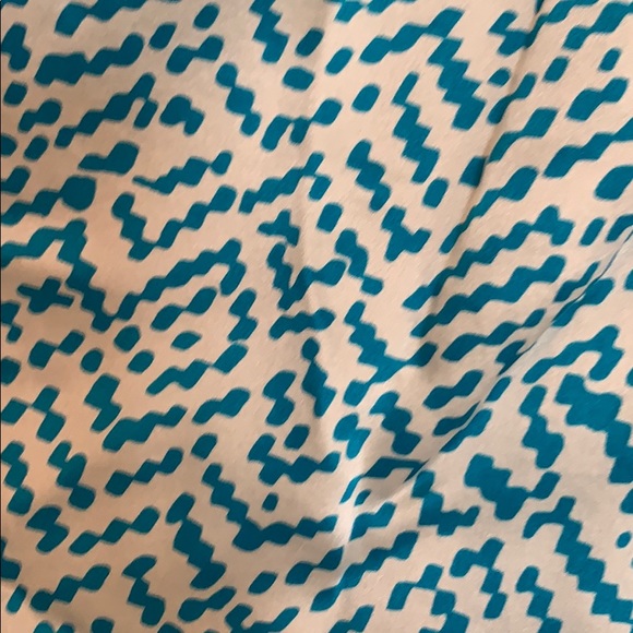 BR shirt - Picture 2 of 3